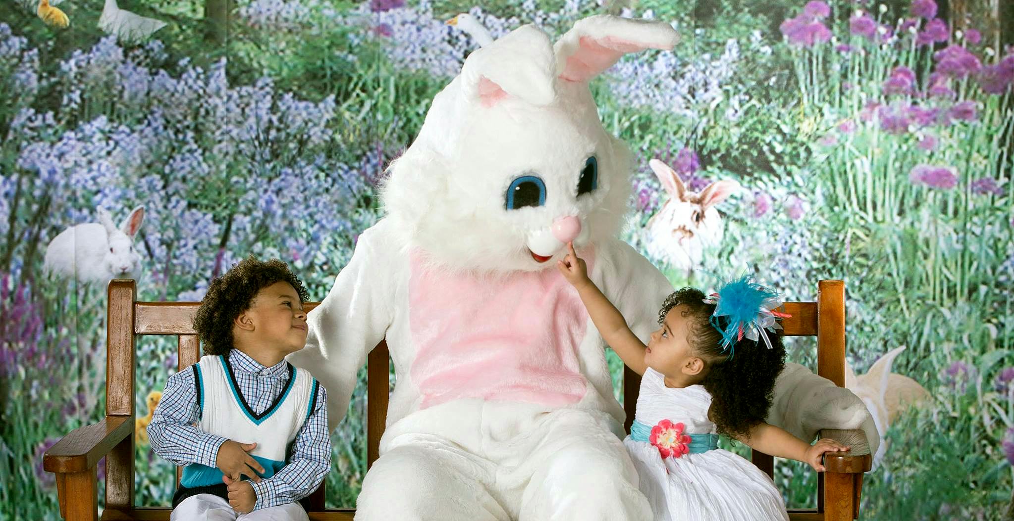 Bass pro shop easter bunny 2023